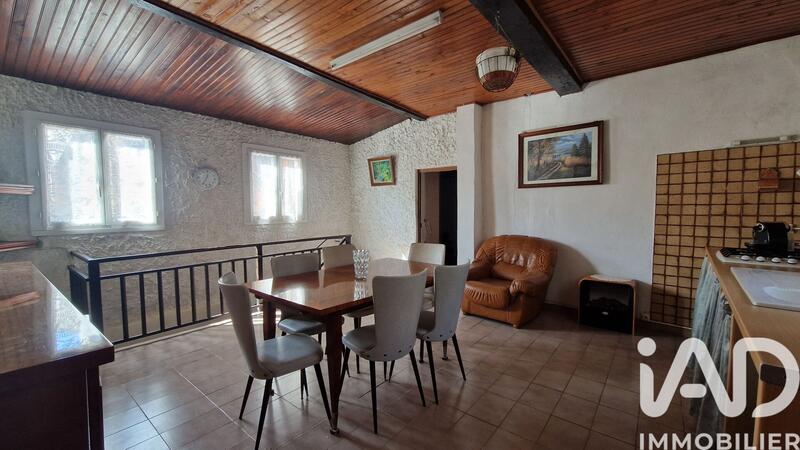 Maison de village - 111 m² - 7 pièces