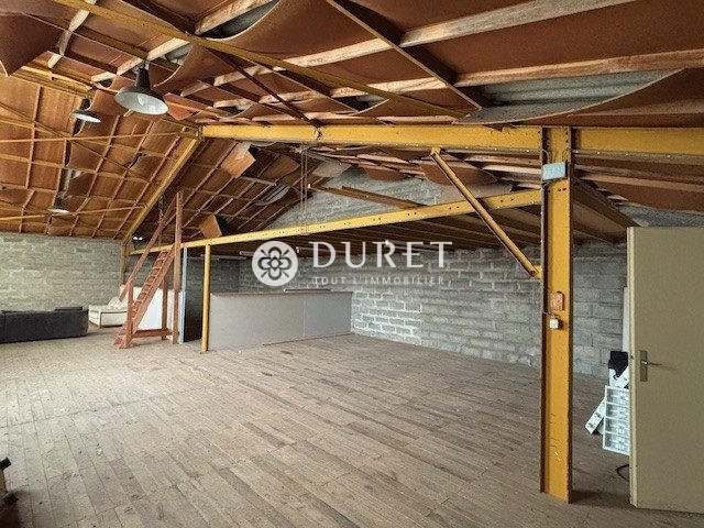 Local d'activités - 450 m²