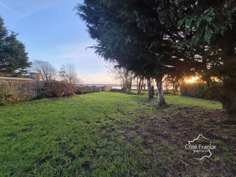 Propriété - 207 m² - 7 pièces