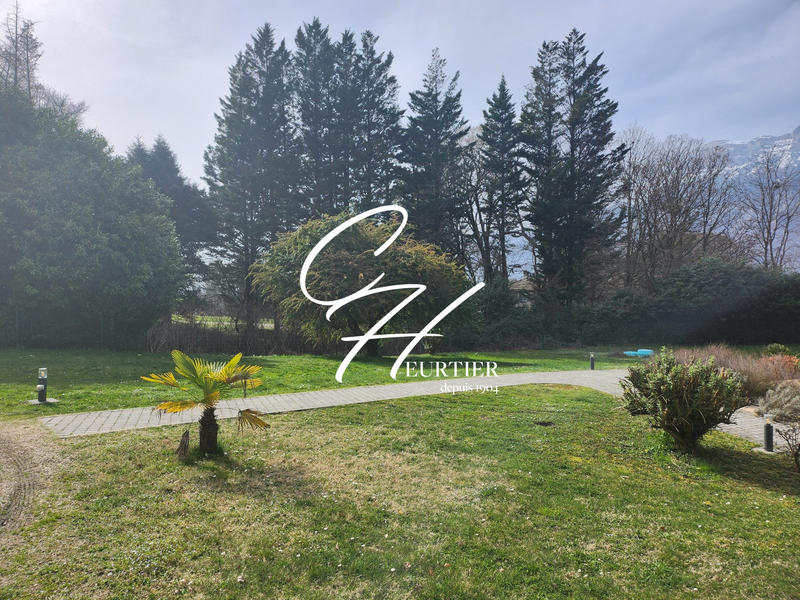 Appartement - 91 m² - 4 pièces