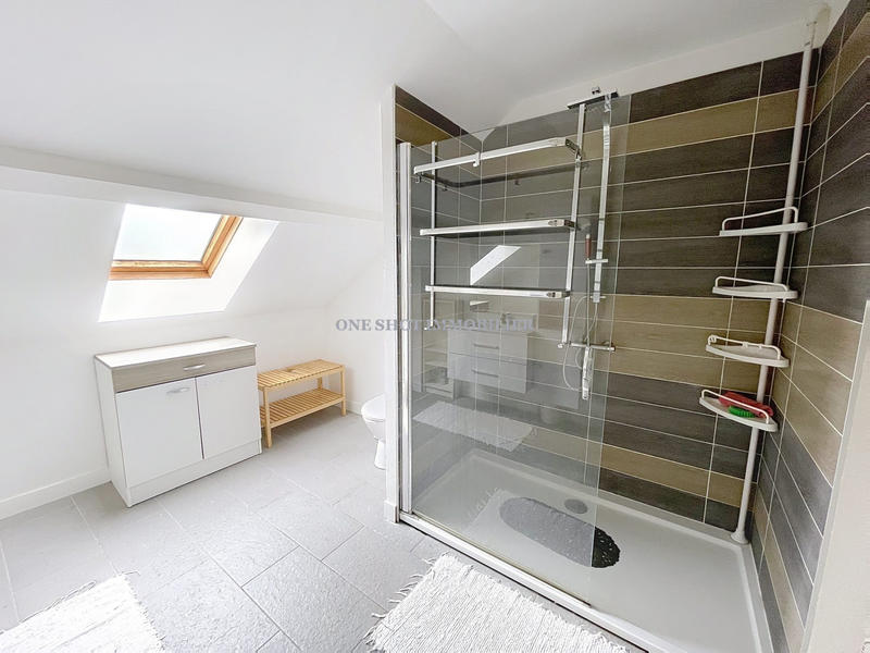 Maison traditionnelle - 155 m² - 6 pièces