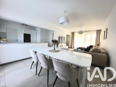 Maison - 111 m² - 5 pièces