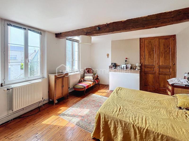 Propriété - 550 m² - 18 pièces