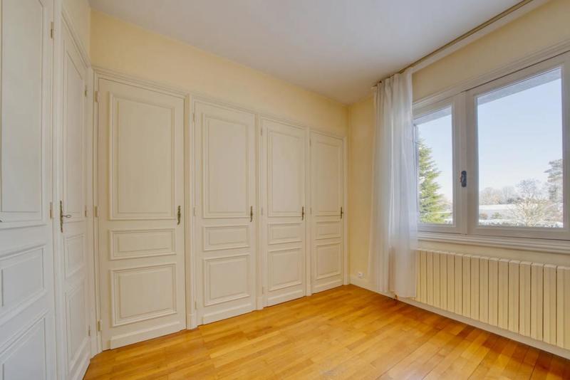 Demeure - 600 m² - 11 pièces