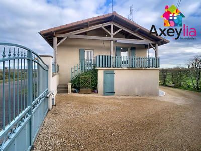 Maison - 220 m² - 10 pièces