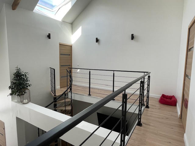 Loft - 78 m² - 4 pièces