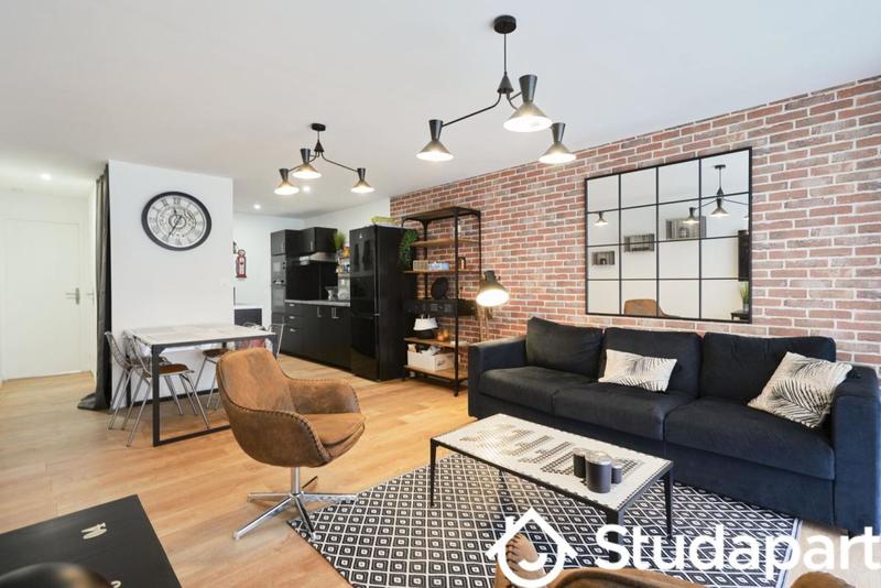 Chambre - 11 m² - 1 pièce