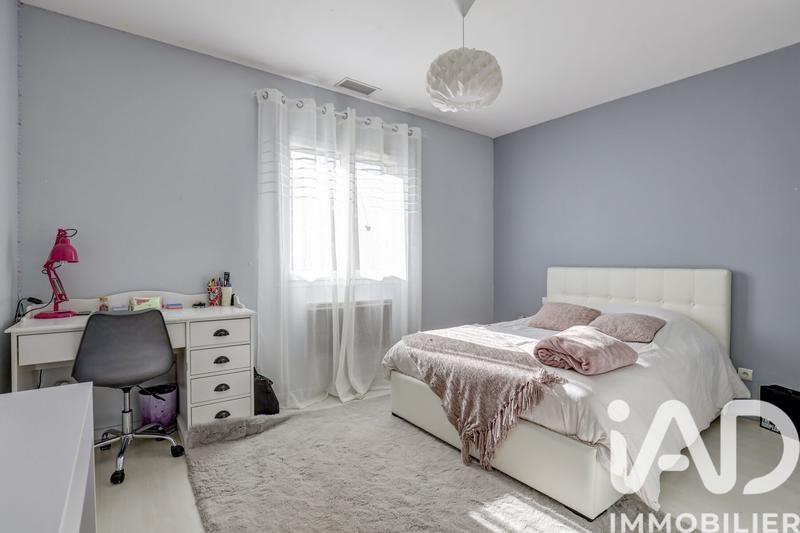 Maison - 185 m² - 7 pièces