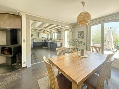 Maison - 138 m² - 4 pièces