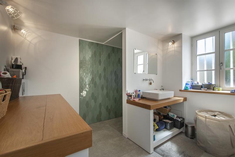 Maison - 289 m² - 8 pièces