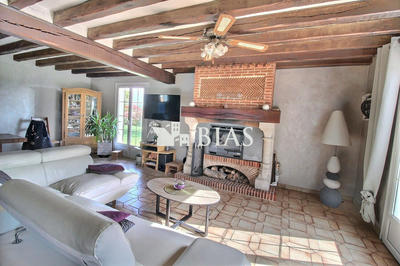 Maison traditionnelle - 118 m² - 5 pièces