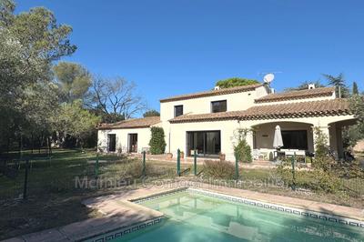 Villa - 190 m² - 6 pièces