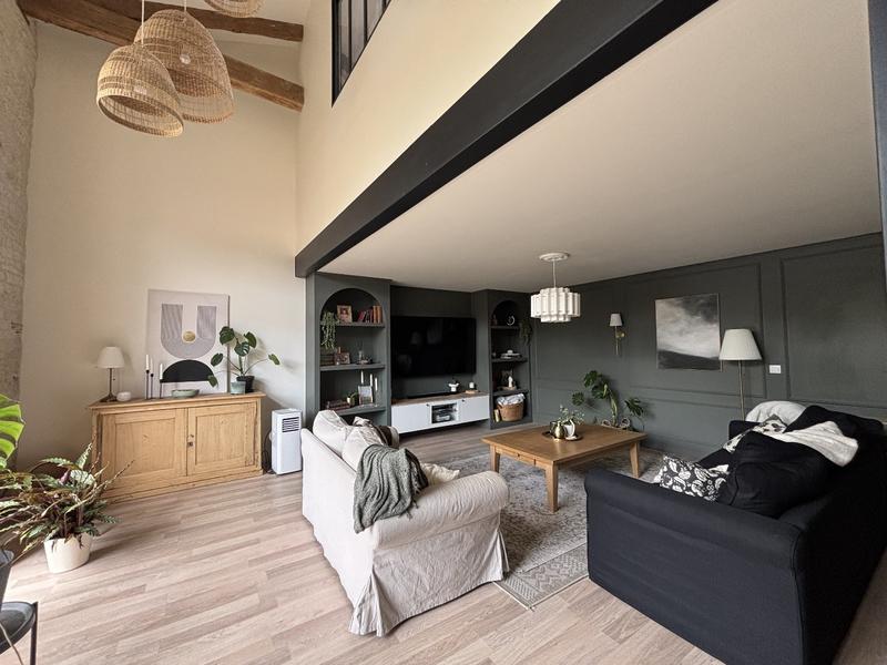 Maison - 180 m² - 5 pièces