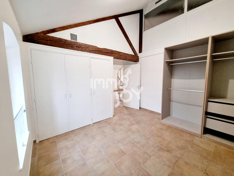 Appartement - 102 m² - 5 pièces