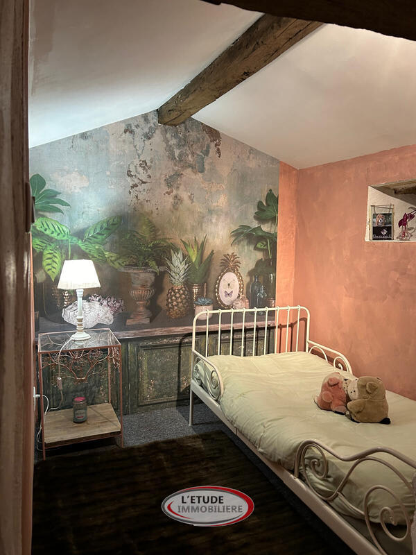 Maison - 152 m² - 6 pièces