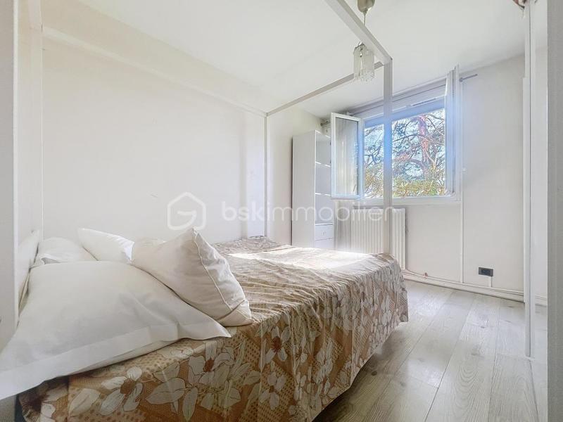 Appartement - 79 m² - 4 pièces