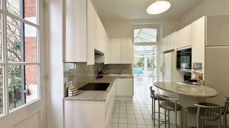 Maison bourgeoise - 202 m² - 8 pièces