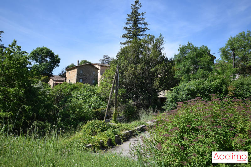 Mas - 260 m² - 20 pièces