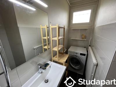 Chambre - 12 m² - 1 pièce