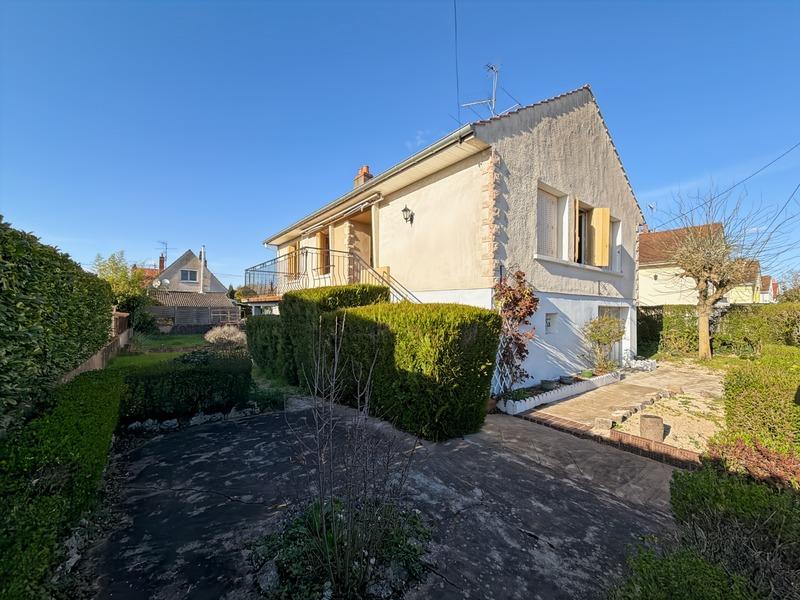 Maison - 86 m² - 4 pièces