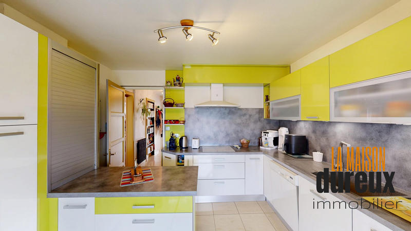 Maison - 160 m² - 6 pièces