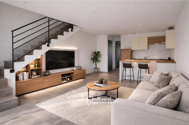 Appartement - 94 m² - 4 pièces