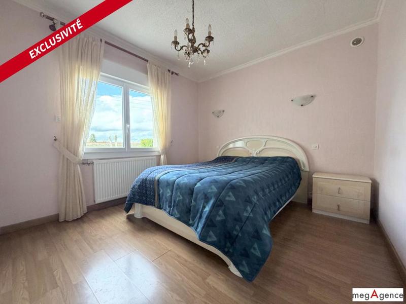 Maison traditionnelle - 97 m² - 7 pièces