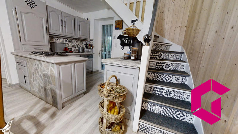 Maison ancienne - 100 m² - 5 pièces