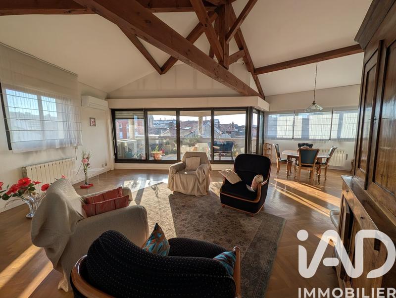 Appartement - 123 m² - 5 pièces