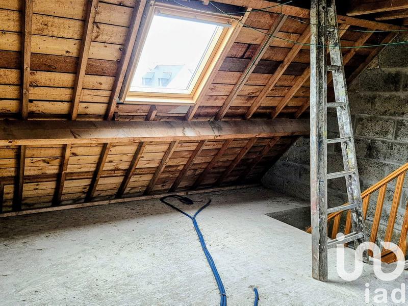 Maison - 94 m² - 5 pièces