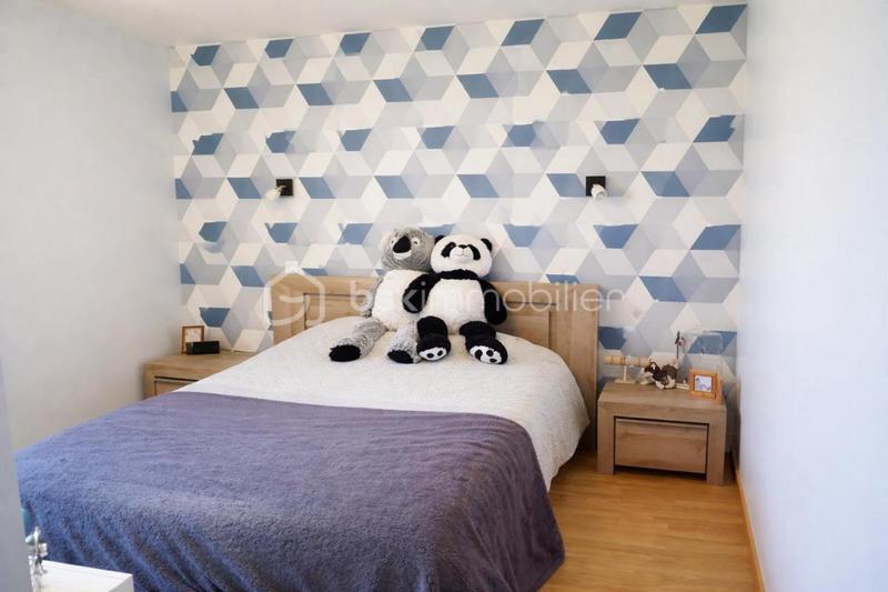 Maison - 104 m² - 6 pièces