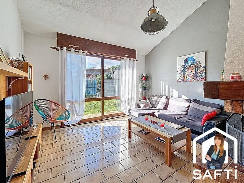 Maison - 95 m² - 5 pièces