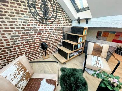 Loft - 105 m² - 3 pièces