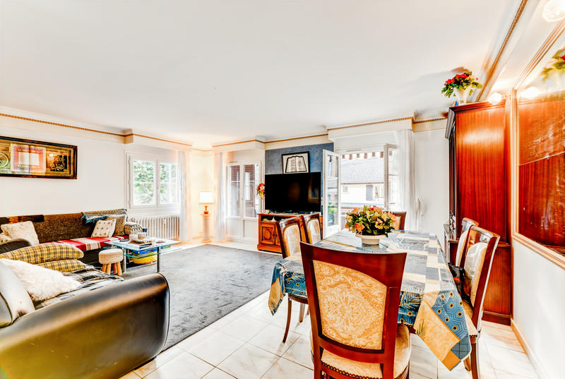 Appartement - 85 m² - 5 pièces