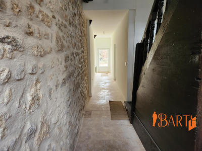 Maison ancienne - 181 m² - 7 pièces