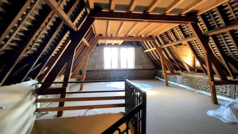 Maison - 244 m² - 6 pièces