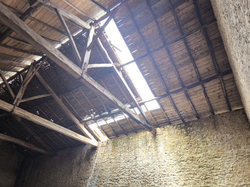 Maison ancienne - 220 m² - 1 pièce