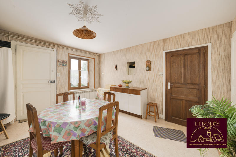 Maison - 185 m² - 8 pièces