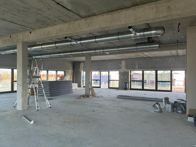 Bureau - 843 m²