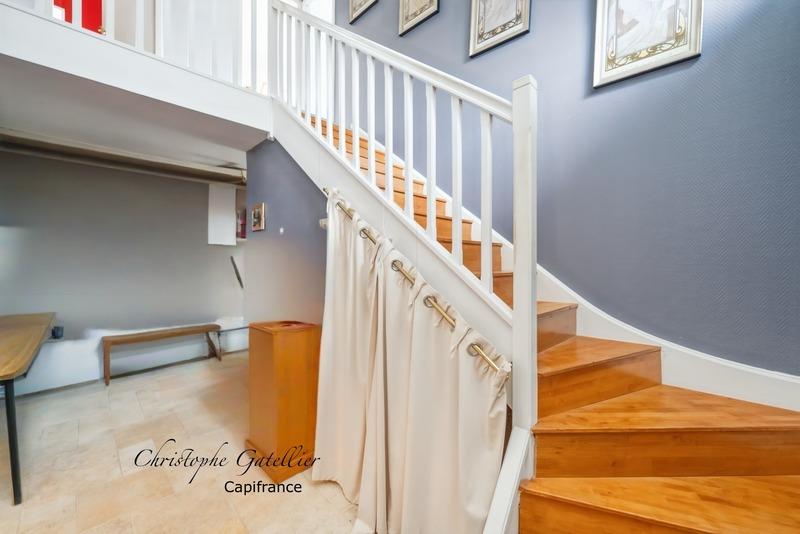 Maison - 176 m² - 7 pièces