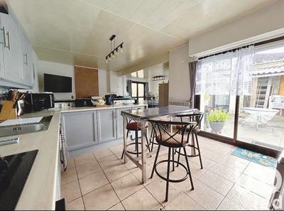 Maison - 125 m² - 5 pièces