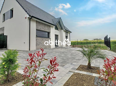 Maison - 137 m² - 6 pièces