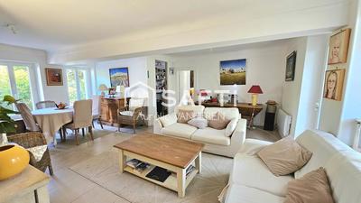 Maison - 175 m² - 7 pièces