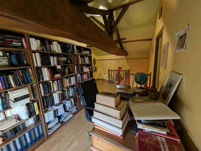 Maison de village - 285 m² - 7 pièces