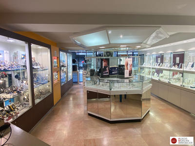 Fonds de commerce - Magasins - 50 m²