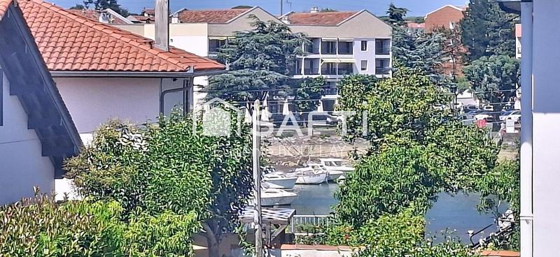 Maison - 185 m² - 8 pièces