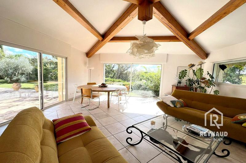 Maison - 198 m² - 7 pièces