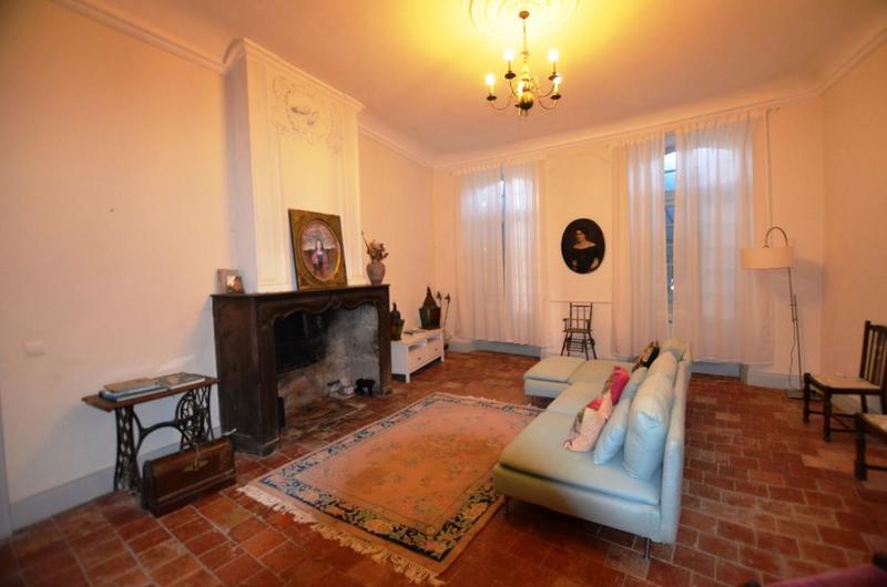 Maison de ville - 200 m² - 7 pièces