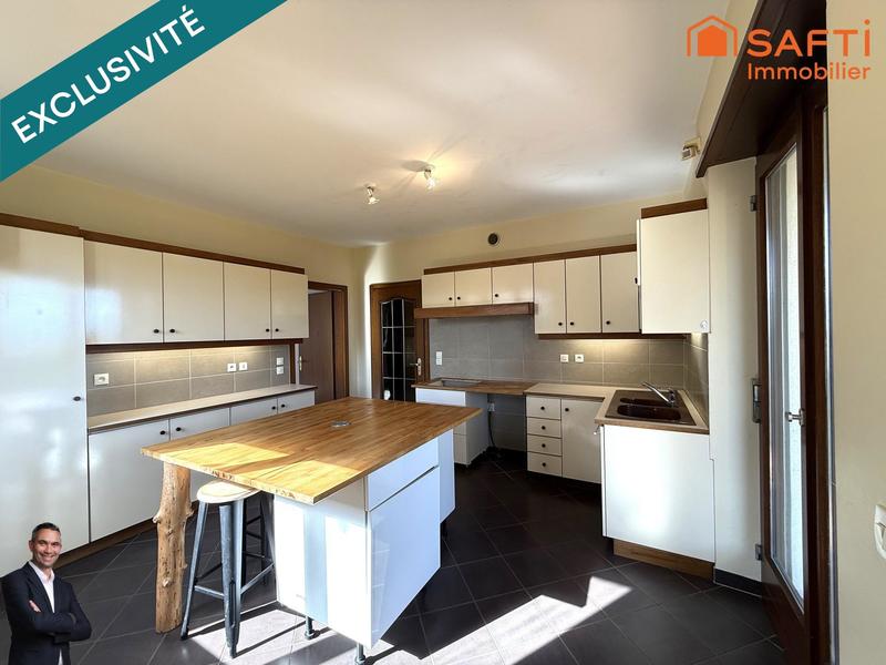 Maison - 185 m² - 7 pièces