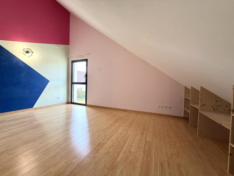 Maison - 150 m² - 6 pièces